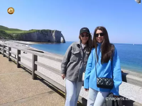 На набережной Этрета